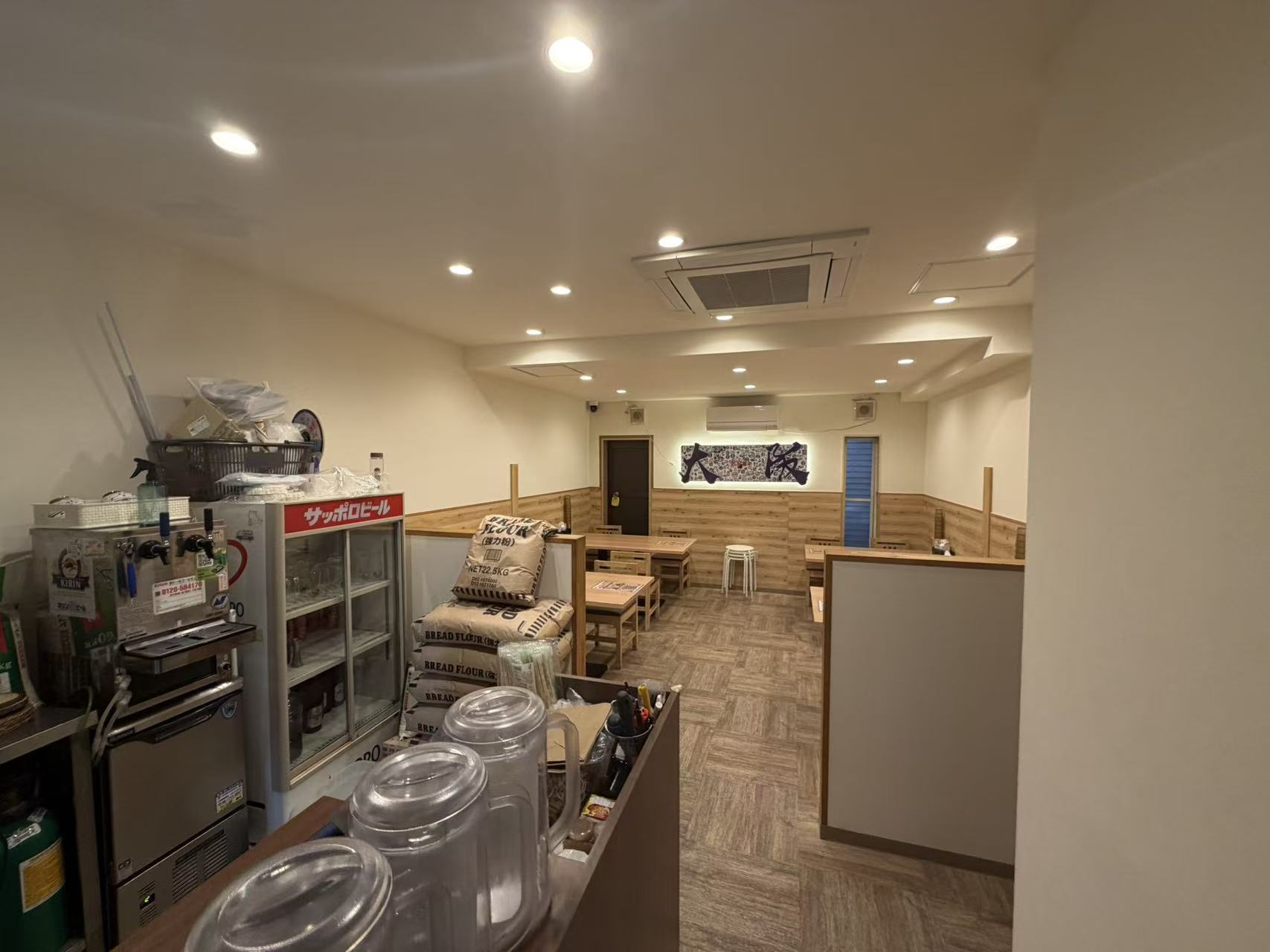 面馆厨房区域